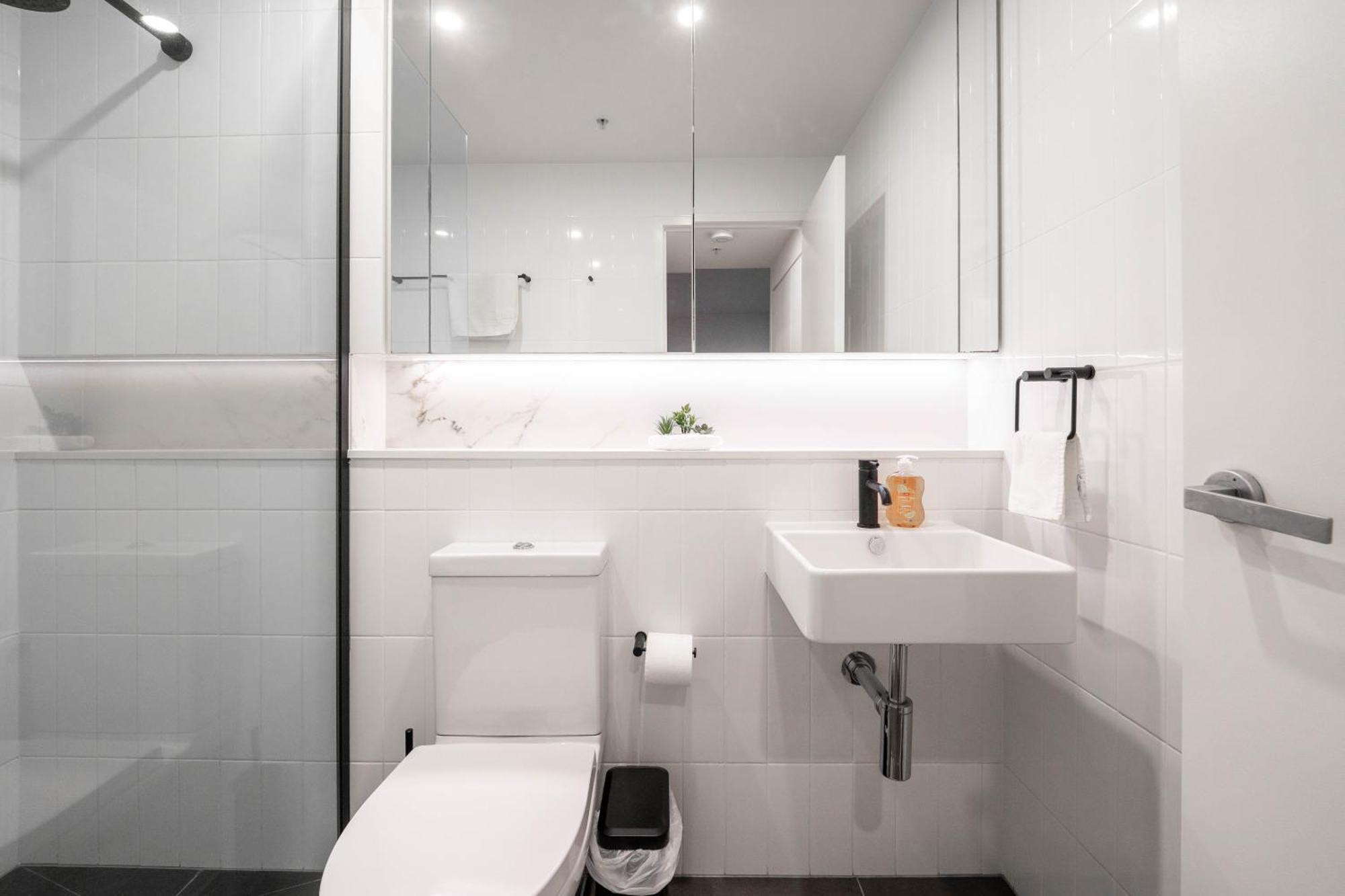 Urban Elegance 2b2b W Parking, Pool South