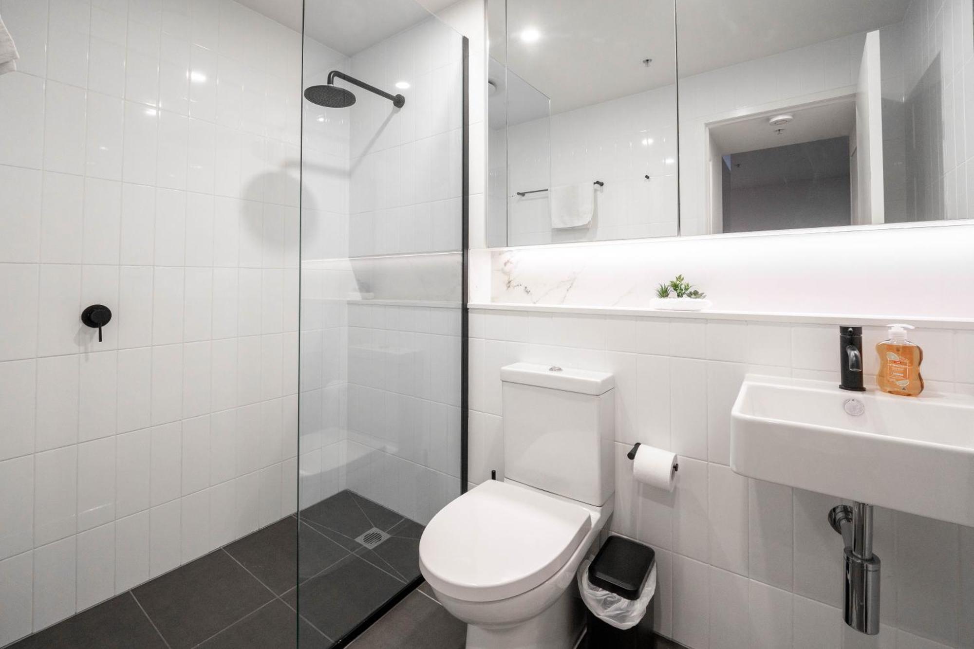 Urban Elegance 2b2b W Parking, Pool South *